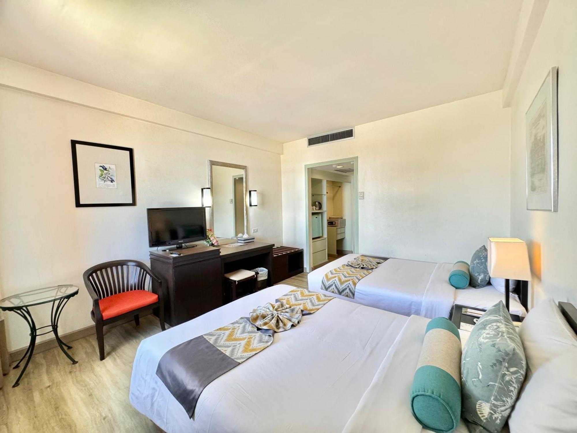 Hotel Merlin - Sha Phuket