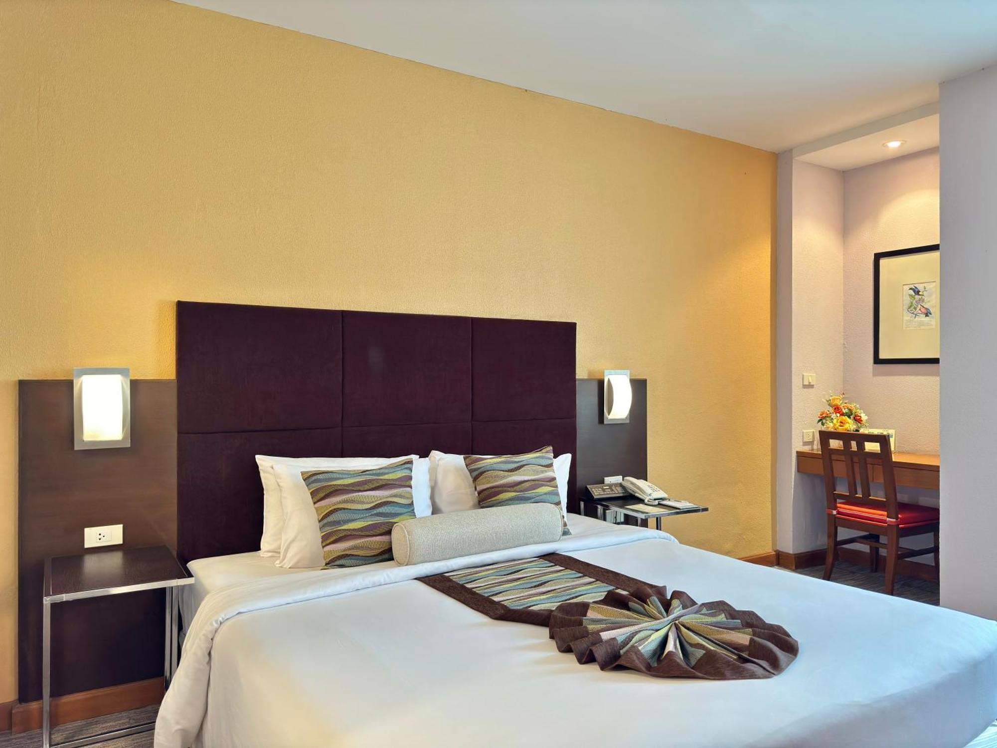 Hotel Merlin - Sha Phuket